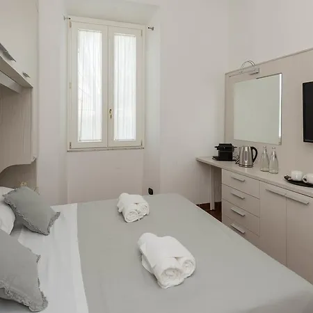 Andenis Luxury House Guest house